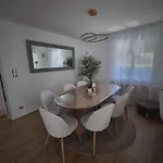 Maison Individuelle Avec Sa Piscine Privee Villa