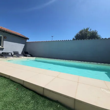 Maison Individuelle Avec Sa Piscine Et Son Jacuzzi Prives 클레르몽페랑