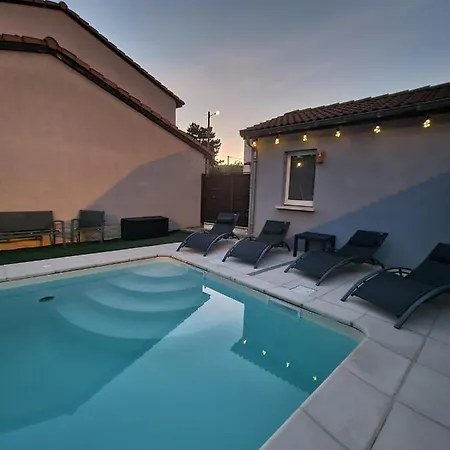 Maison Individuelle Avec Sa Piscine Et Son Jacuzzi Prives Villa