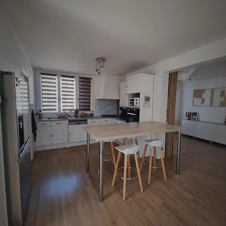 빌라 Maison Individuelle Avec Sa Piscine Et Son Jacuzzi Prives *