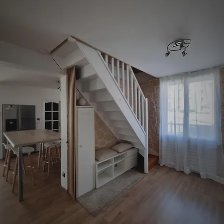 Villa Maison Individuelle Avec Sa Piscine Et Son Jacuzzi Prives *